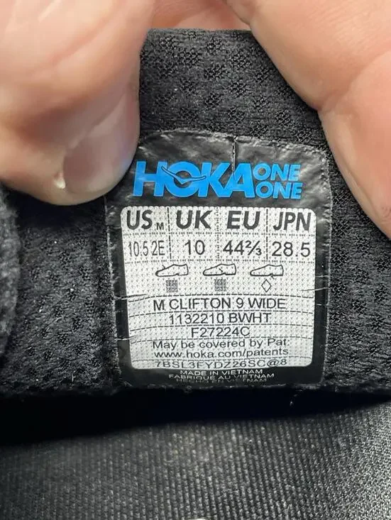 HOKA Clifton 9 Sneakers Mens Size 10.5 2E Wide Black White One One - Picture 10 of 11